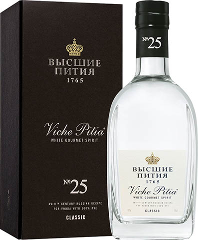 VICHE PITIA CLASSIC 0,7L 40% GIFT BOX